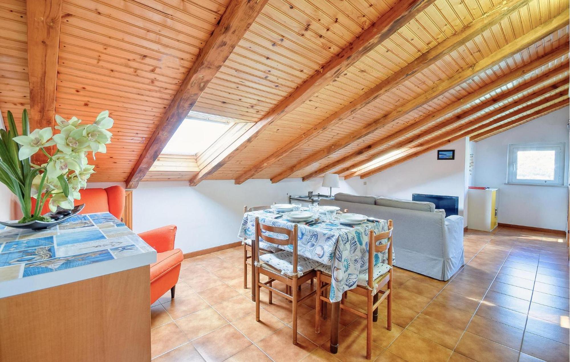 2 Bedroom Stunning Apartment In 莫内利亚 外观 照片